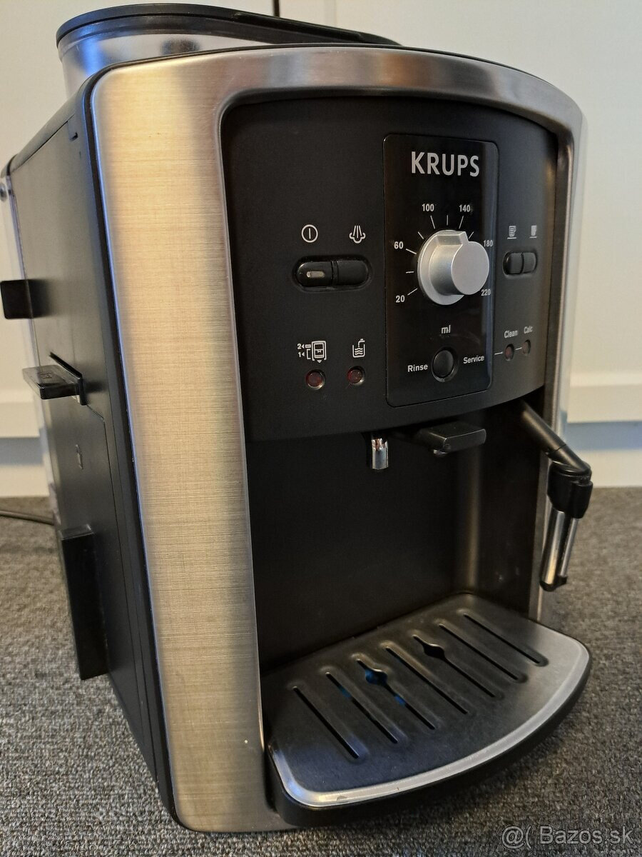 Espresso Automatický kávovar Krups EA8010 - 2