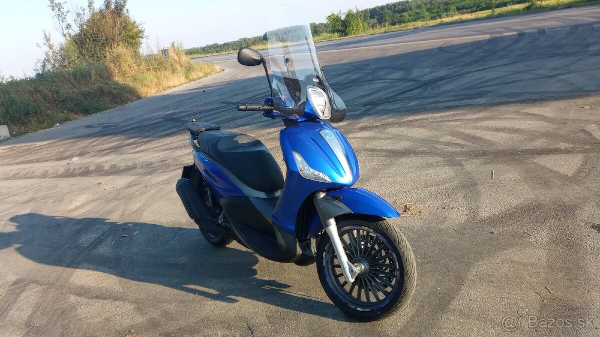 Piaggio Beverly - 2