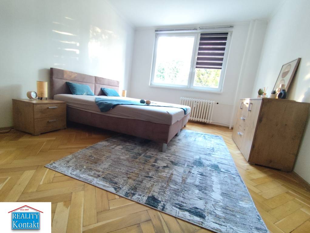 Na prenájom 1-izbový byt v Nových Zámkoch - 2