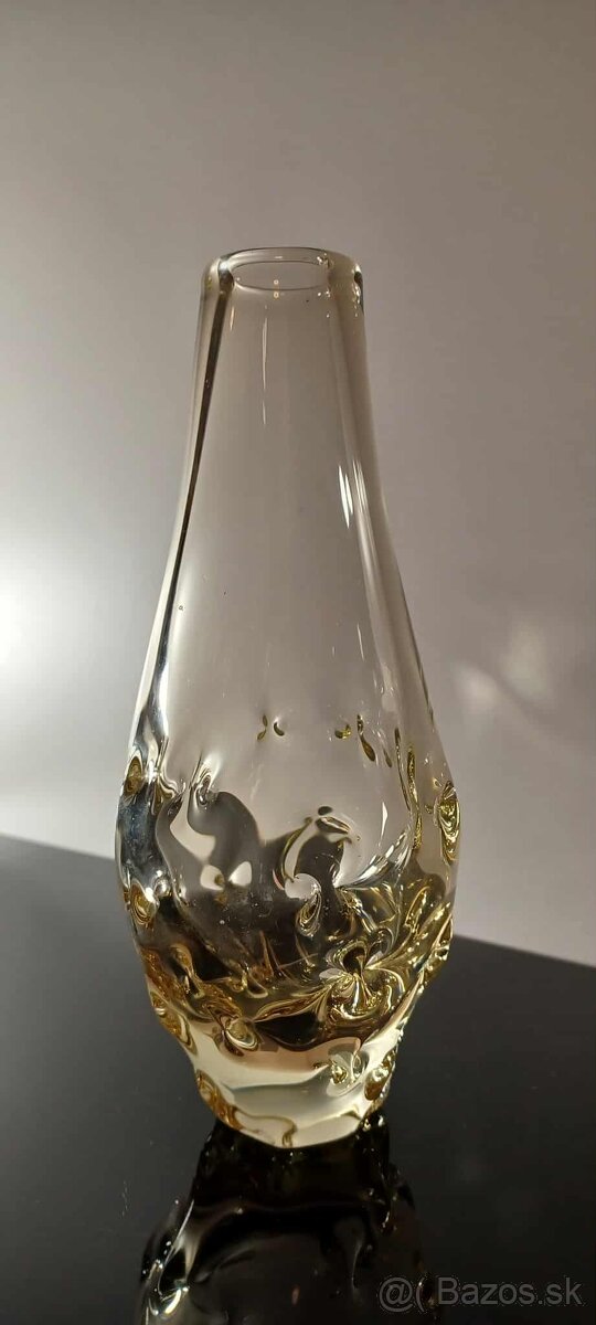 Váza z hutného citrínového skla návrh Klinger - 2