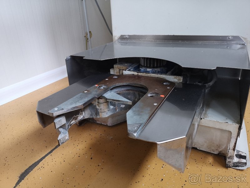 Miesič cesta TOPOS 240 - 2