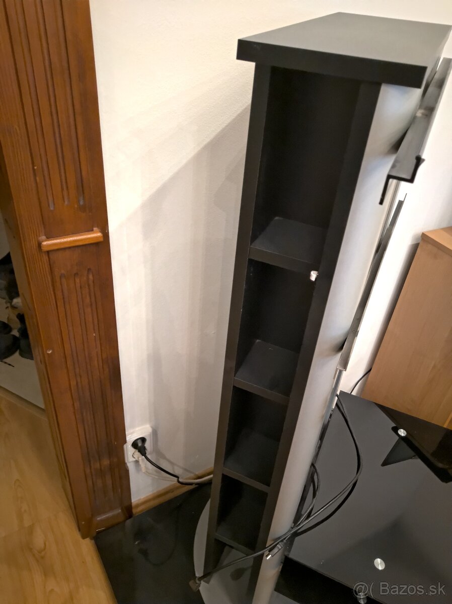 Stojan na televízor s poličkami - 2