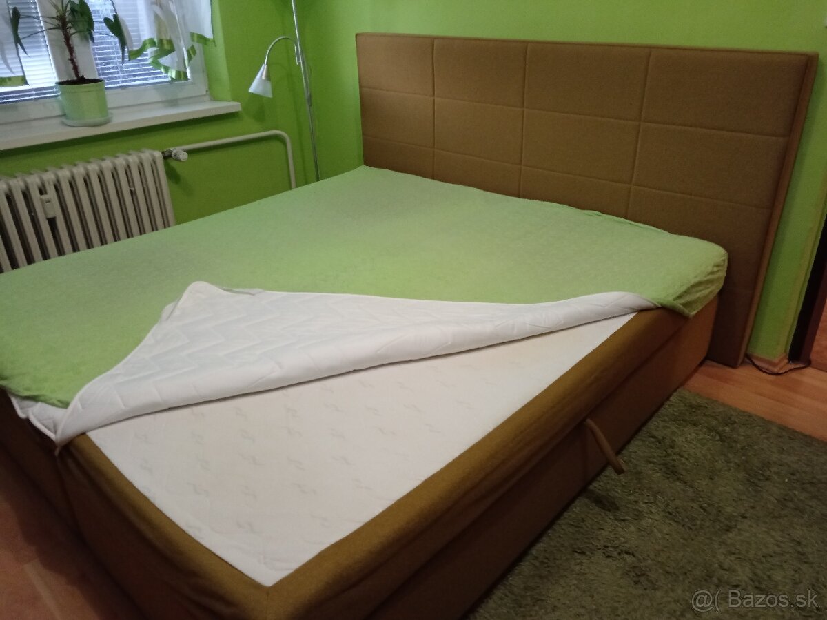 Manželská posteľ. - 2