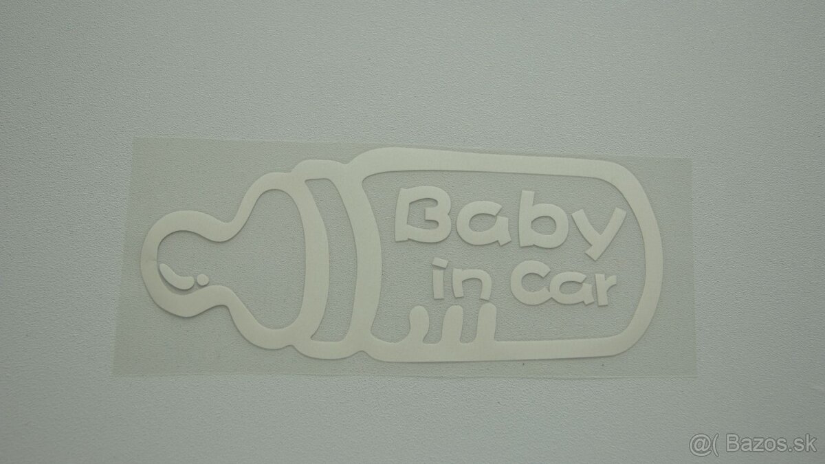 NÁLEPKA DIEŤA V AUTE - 2