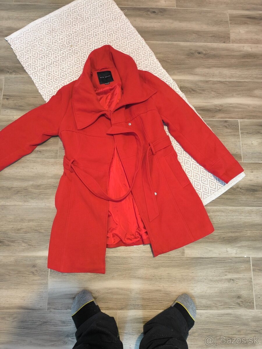 Červený kabat - 2