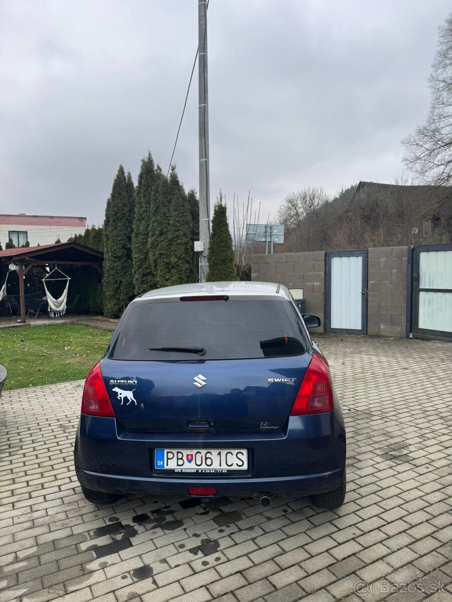 Suzuki Swift - 2