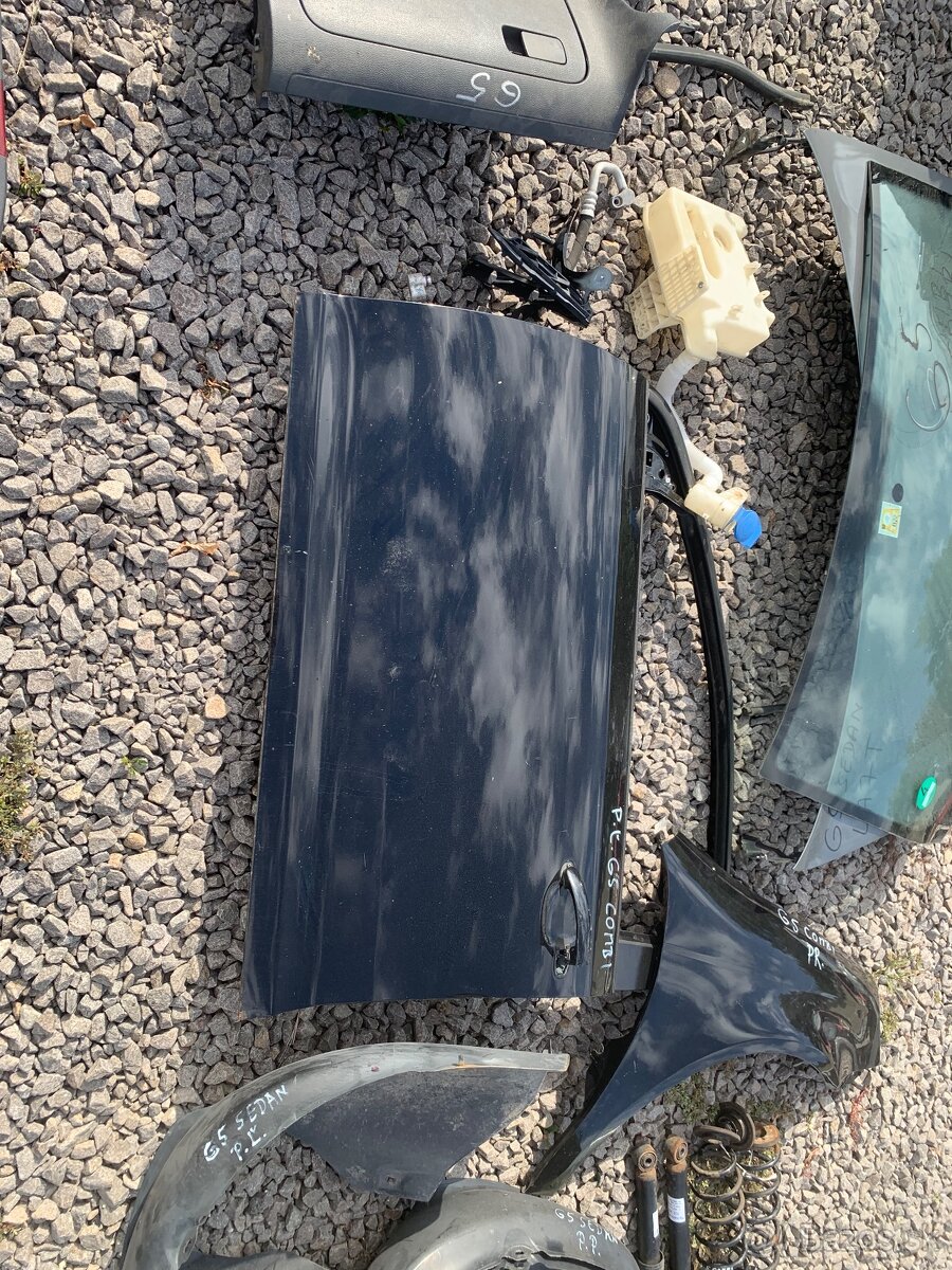 Predám súčiastky diely do vw golf5 combi 1,9 TDi - 2