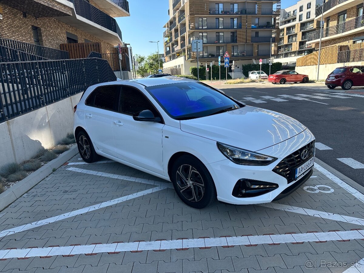 Hyundai i30 1.5 T-Gdi MHEV - 2