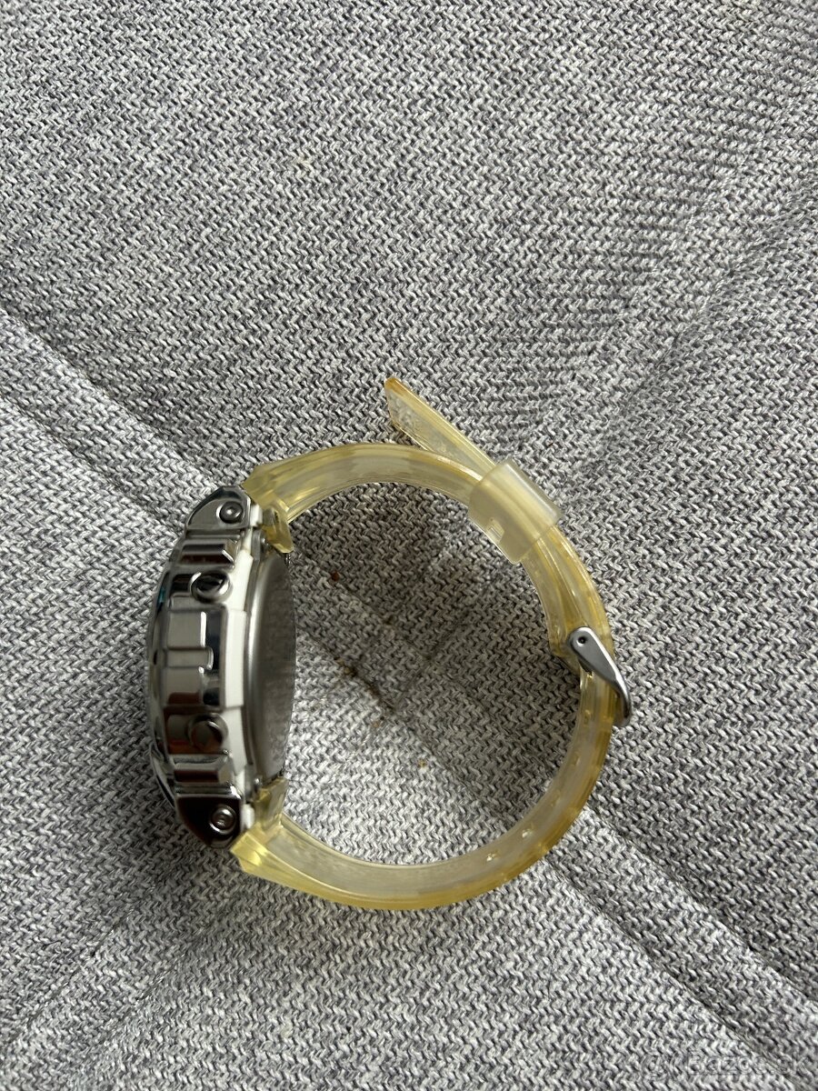 Casio G-Shock GM-6900SCM-1ER - 2