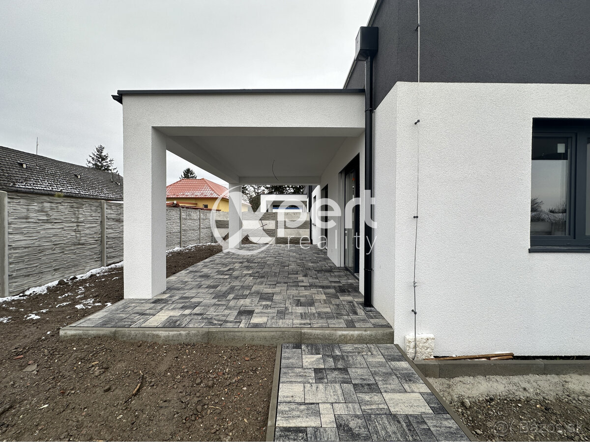 4-IZBOVÝ RODINNÝ DOM NA PREDAJ V OBCI ŽIHÁREC - 2