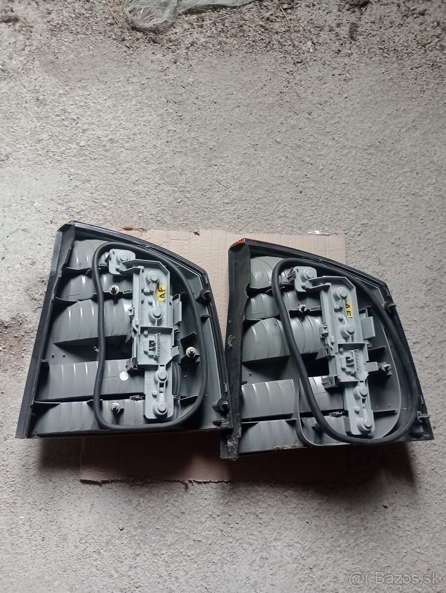 Zadné svetlo Opel Vectra C - 2