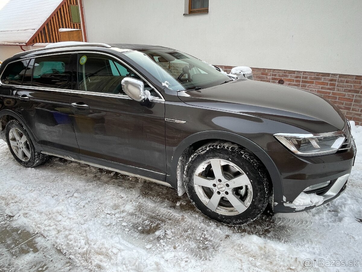 Passat B8 Alltrack 4x4 2.0 TDI winter packet +webasto +ťažné