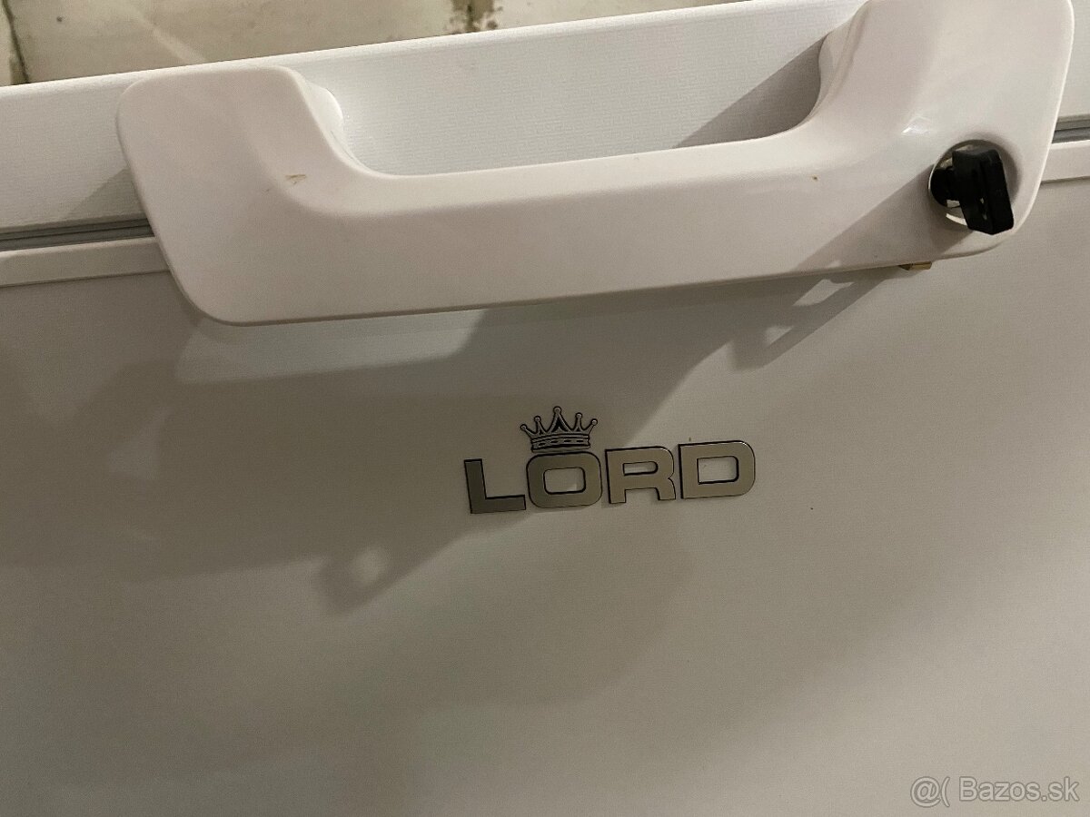 Truhlicová mraznička - 2