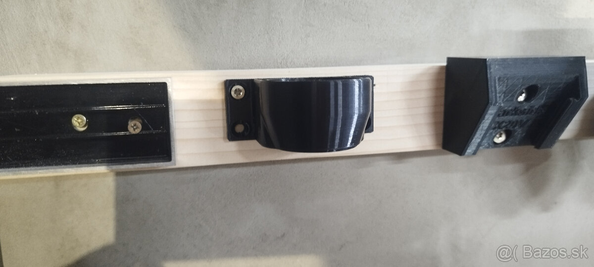 Držiak 12V aku skrutkovača 12V - 2