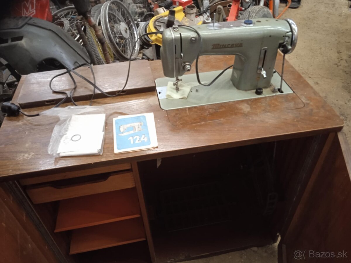šijací stroj - 2