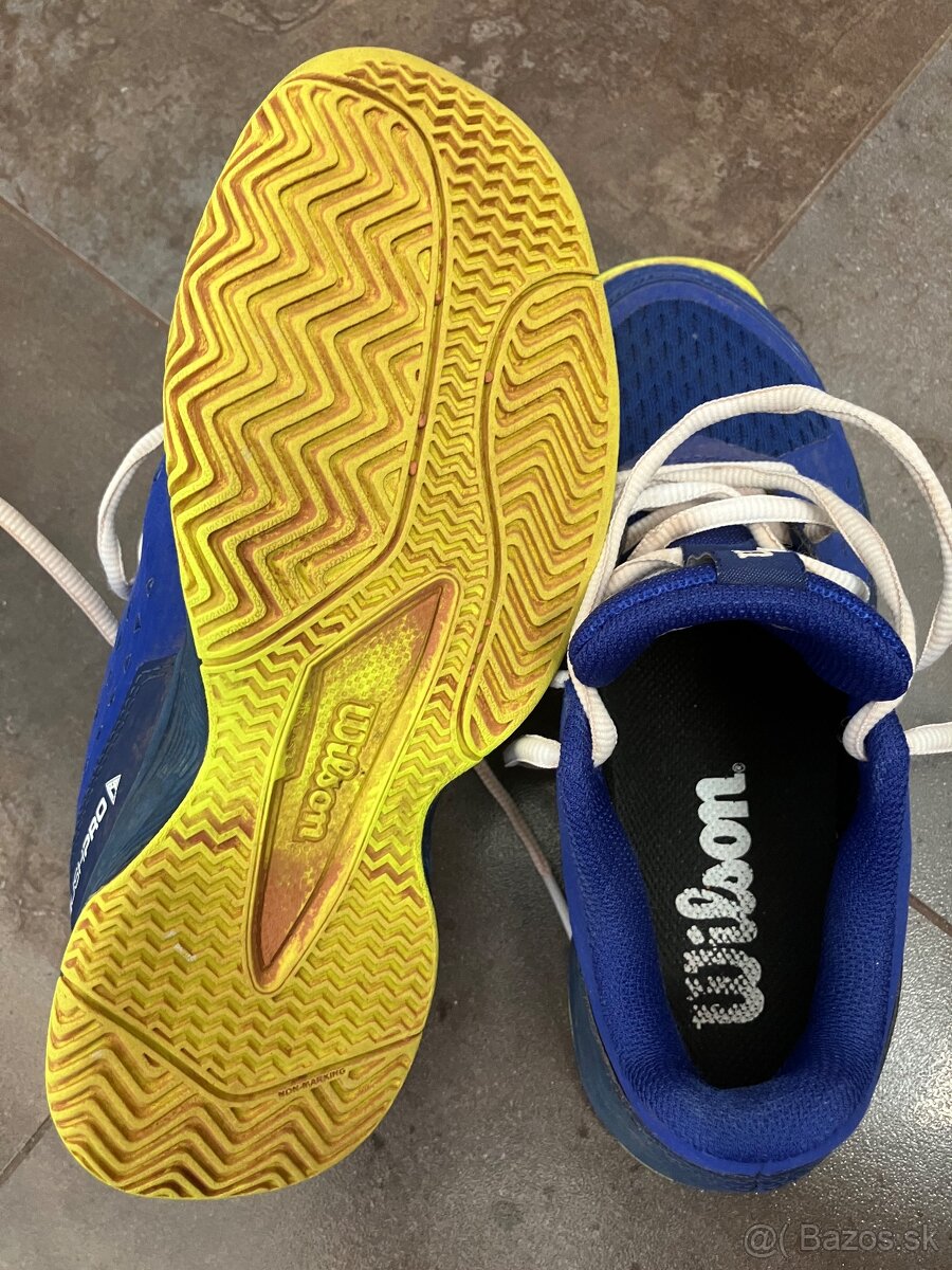 Predám detskú obuv veľ.34 zn.WILSON - 2