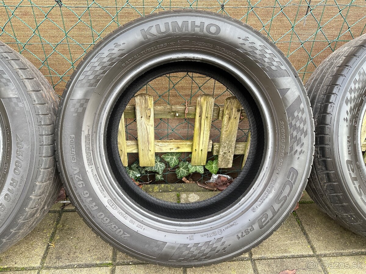 205/60 R16 92V letné KUMHO - 2