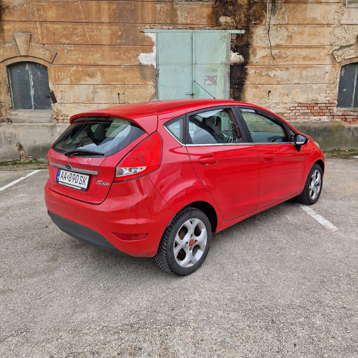 Ford fiesta 1.25i len 89tis.km - 2