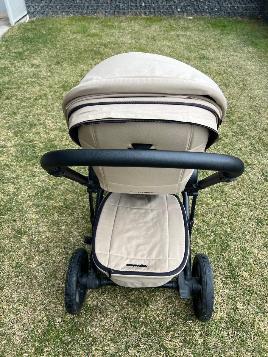 Easywalker Jimmey s výbavou - 2