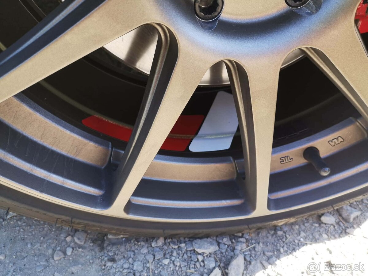 Japan Racing JR11, Matt Bronze - 2