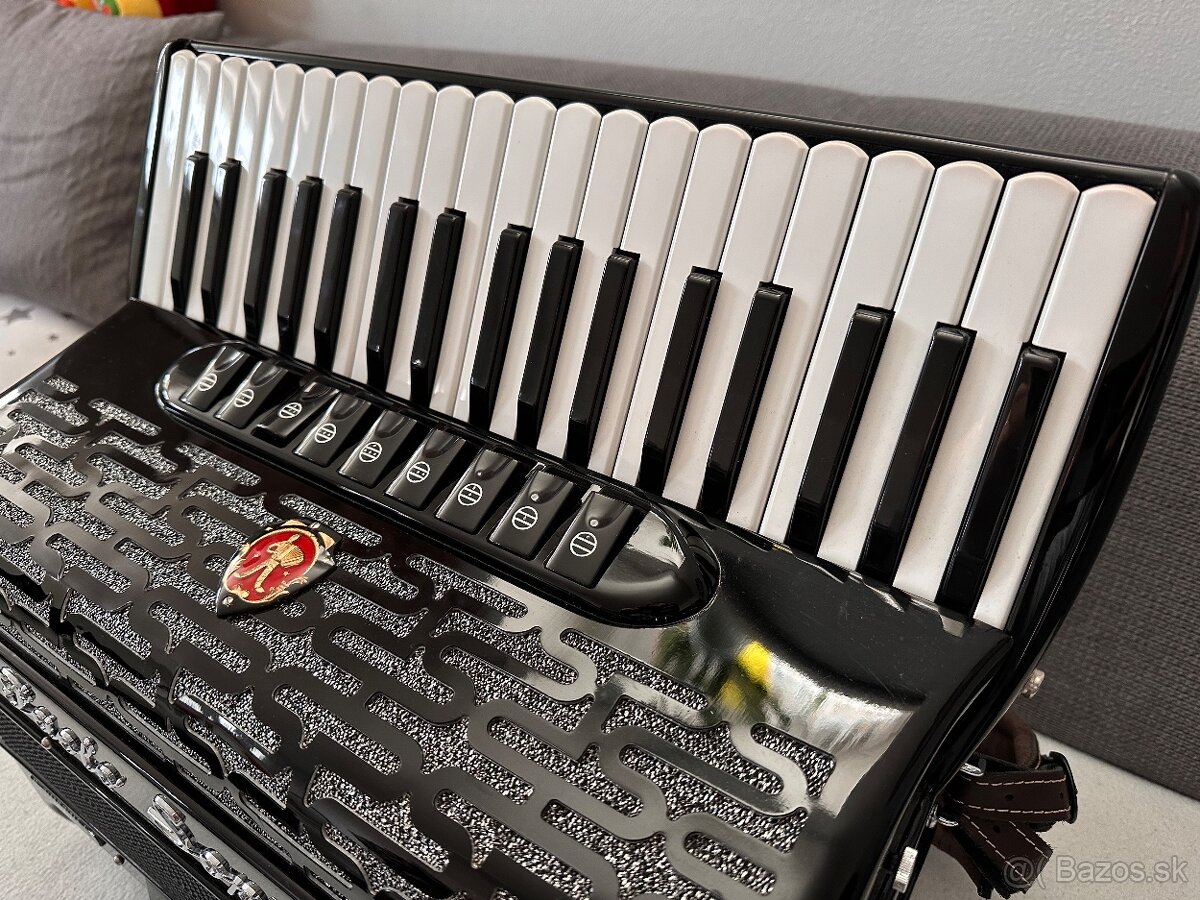 Predám akordeón Paolo Soprani - 2