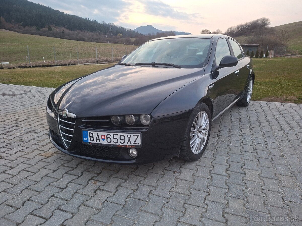 Alfa Romeo 159 - 2