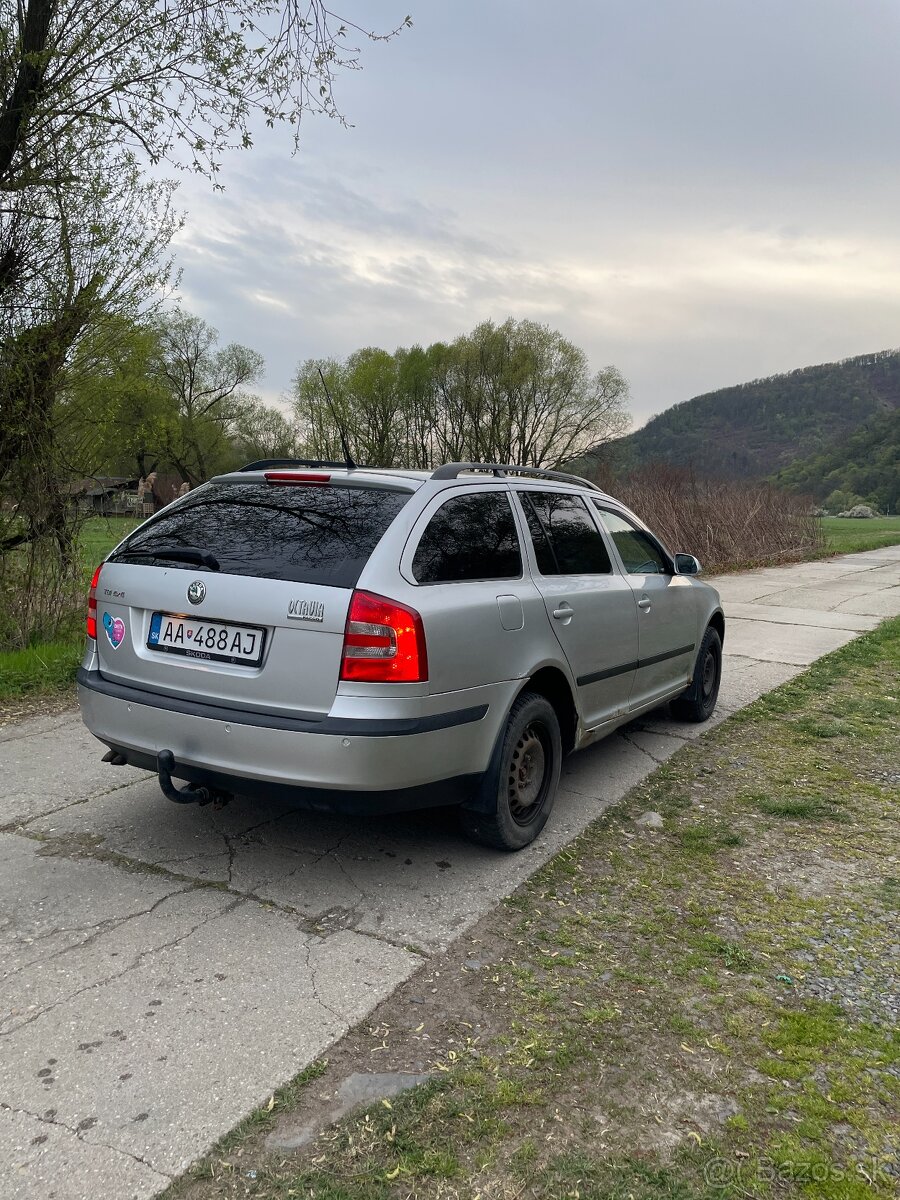 Škoda Octavia - 2