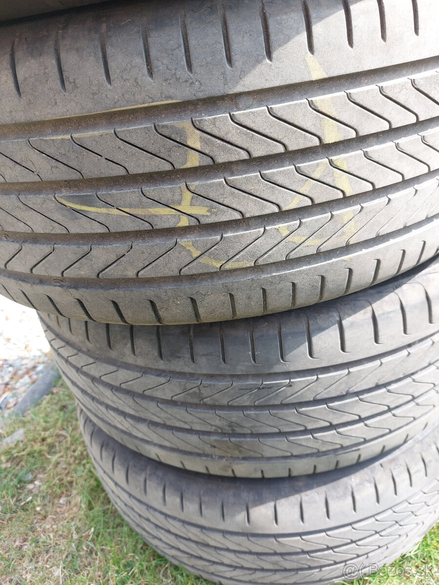 Continental premium contact EV 215/50/r17 - 2