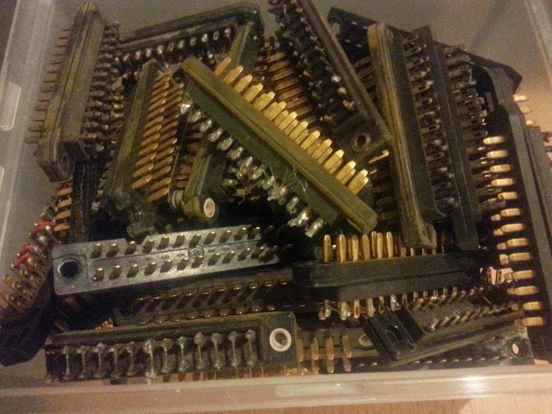 Pc Notebooky Elektro aj káble.cena doho - 2