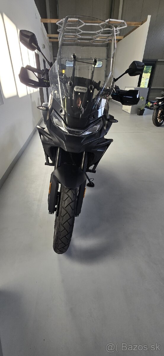 CFMOTO 700MT Adventure - 2