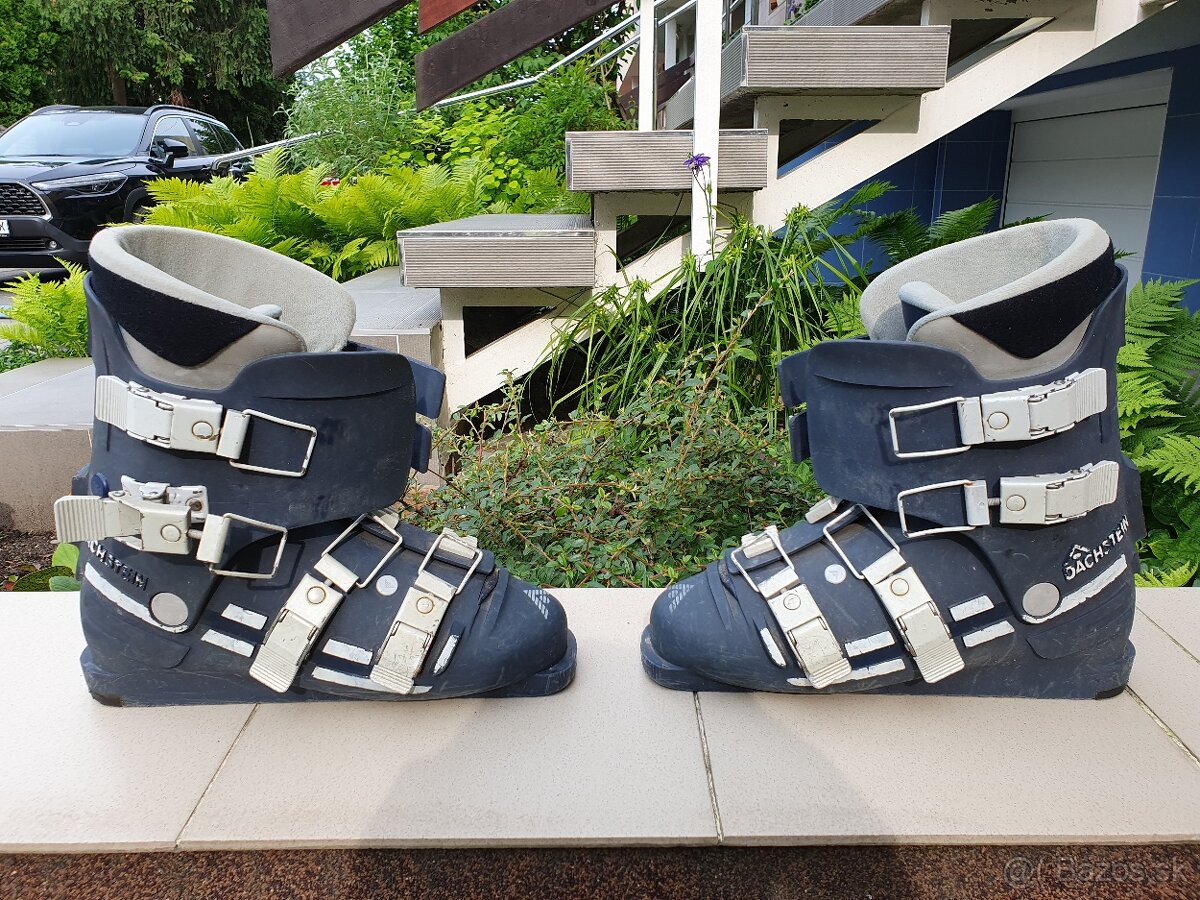 Lyziarky Dachstein - 2