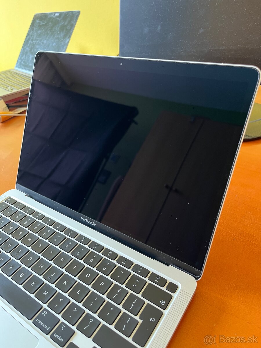 MacBook Air 13" Late-2020 (A2337) na diely - 2