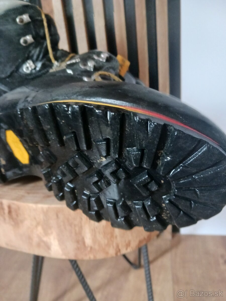 Turisticke topanky garmont - 2