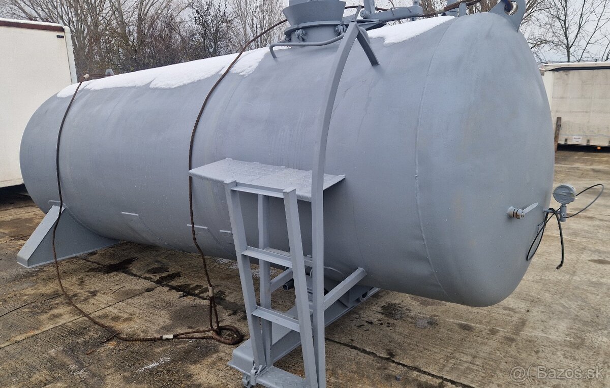 Cisterna fekál ACF 041 8,3 m3 - 2