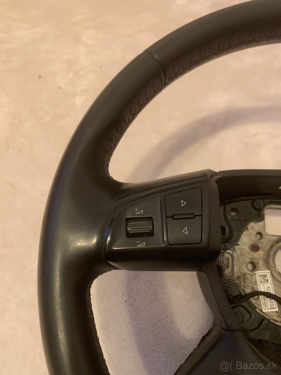 Multifunkčný volant škoda superb - 2