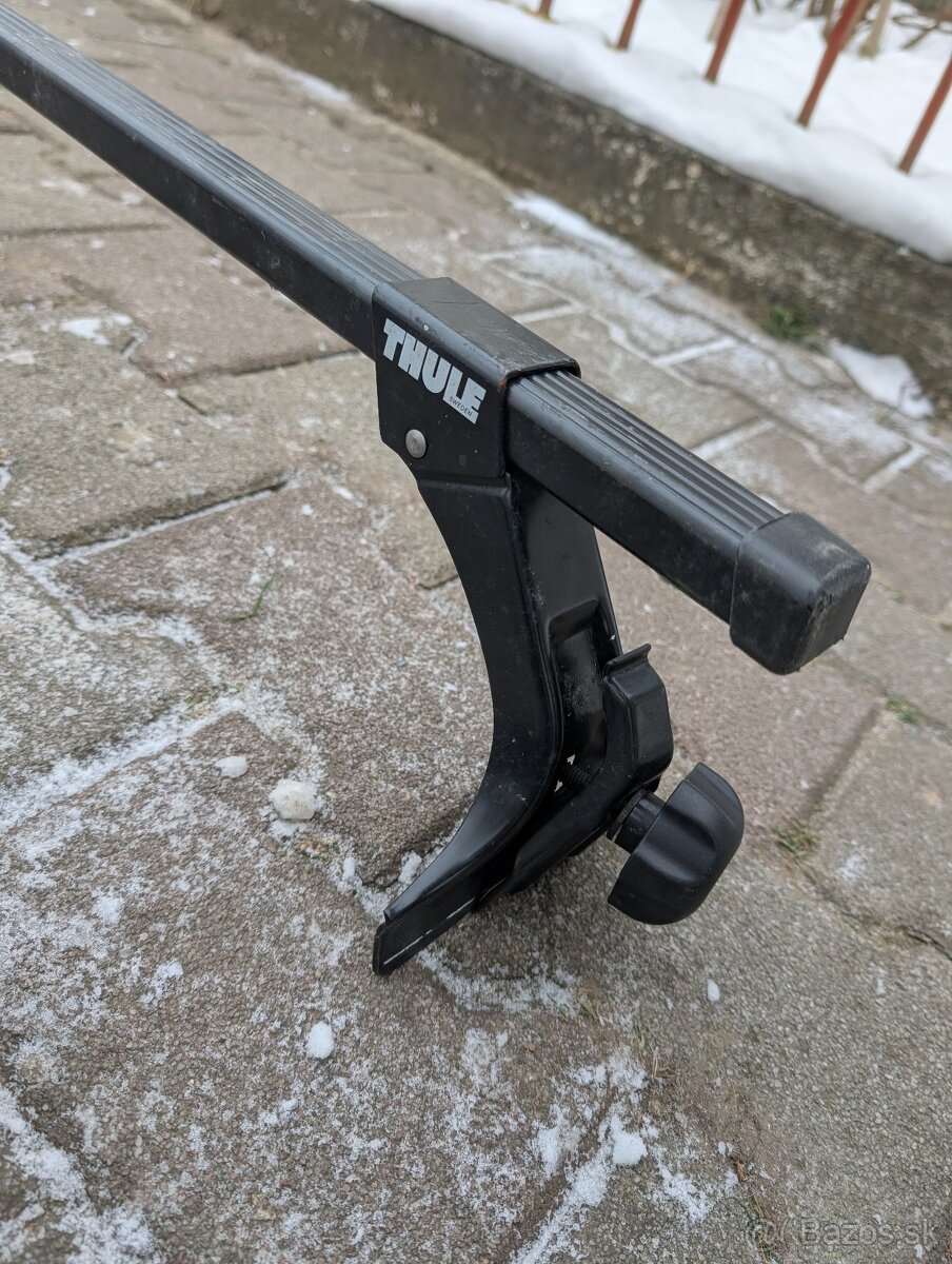 Predám strešné nosiče Thule. - 2