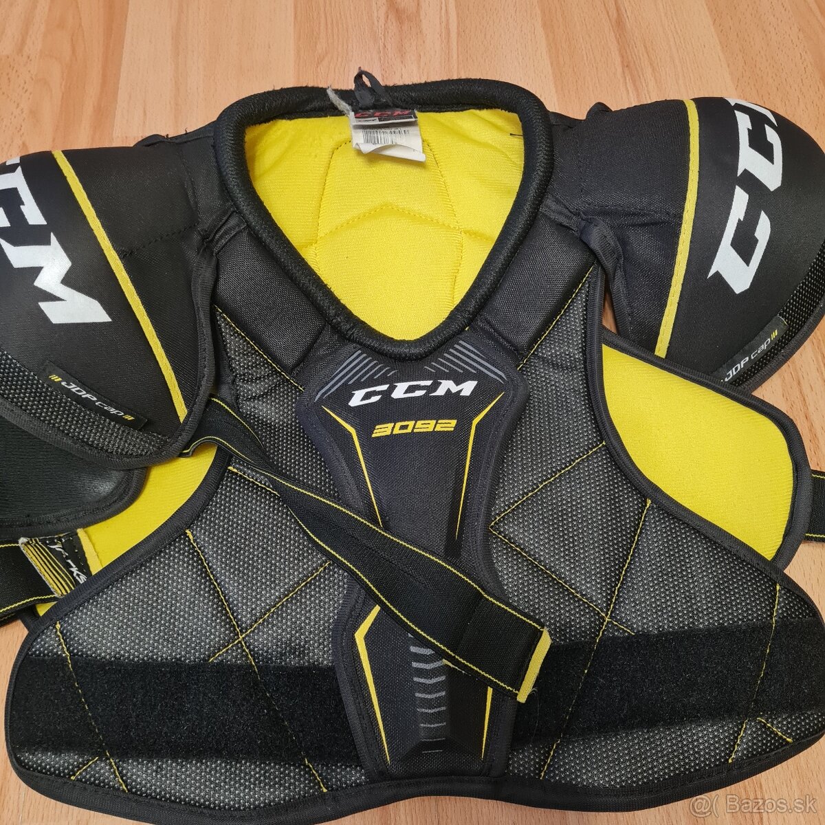 HRÁČSKA VÝSTROJ - 2