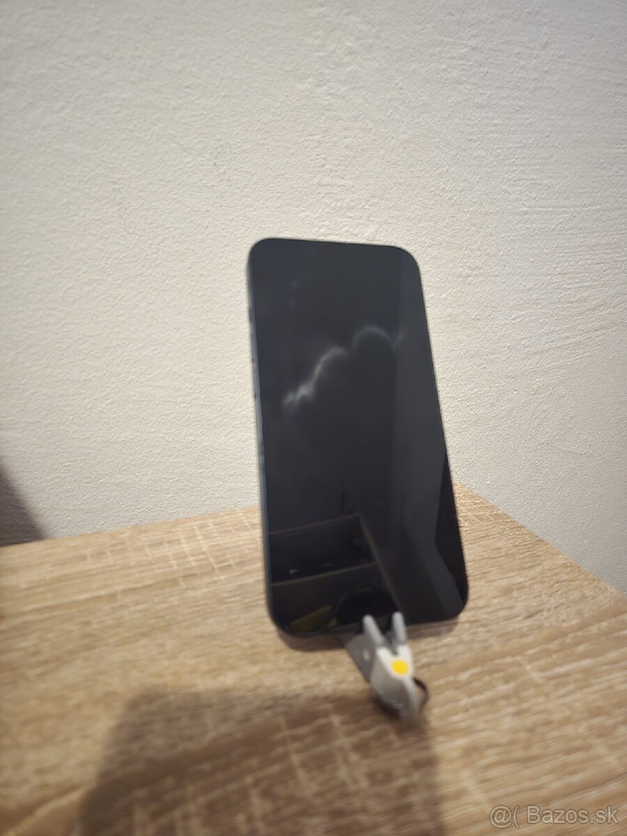 iPhone 13 Čierny - 2