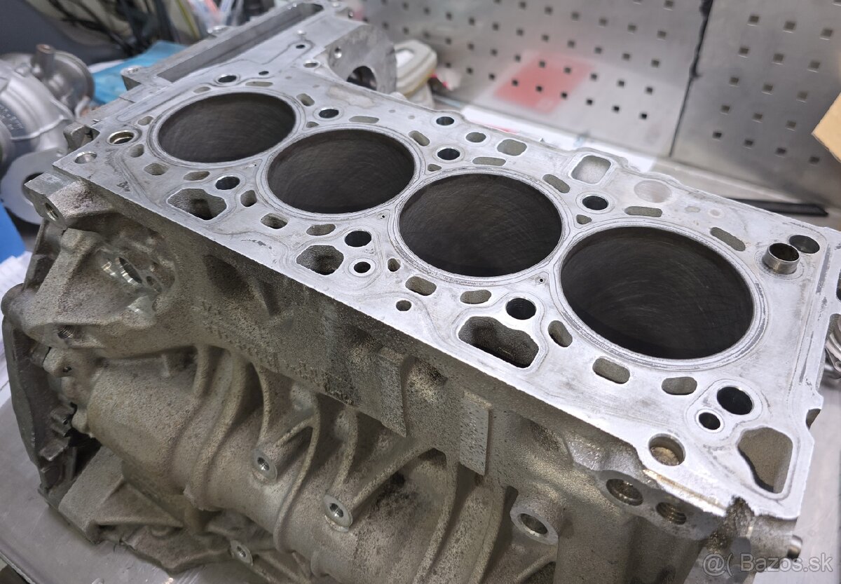 Blok BMW N47N N47Tu N47D20 - 2