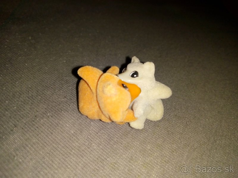 FIGÚRKY - HRAČKY 2 - náramky, Kinder, hello Kitty, stojan... - 2