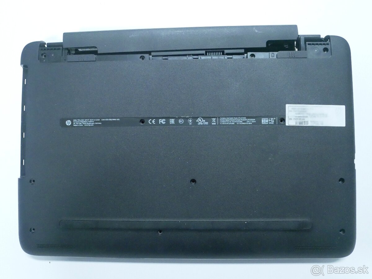 Notebook HP 250 (TPN-C125) - na náhradné diely - 2