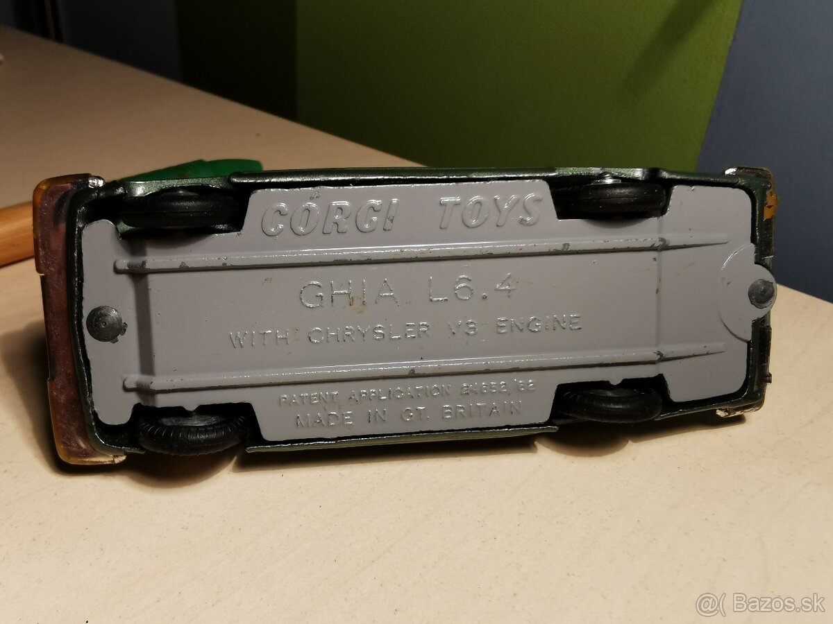 Corgi toys Ghia Chrysler - 2