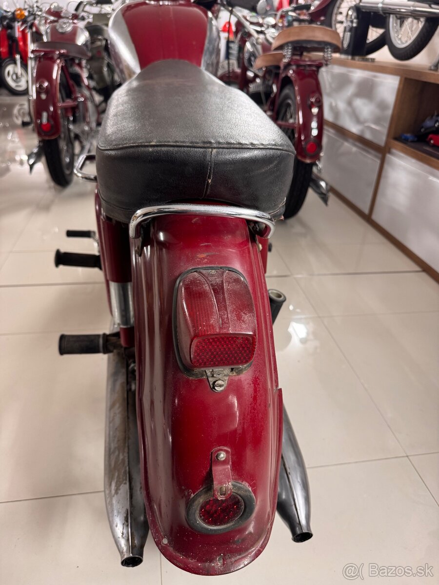 Jawa 250 automatic - 2