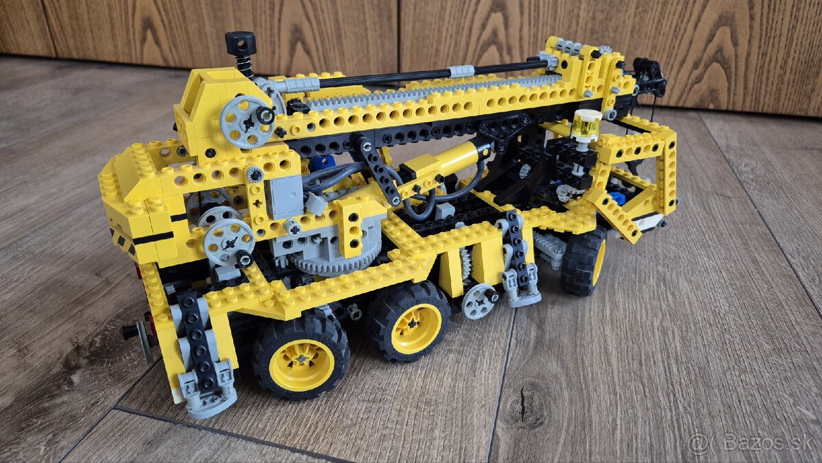 Lego Technic 8460 - 2