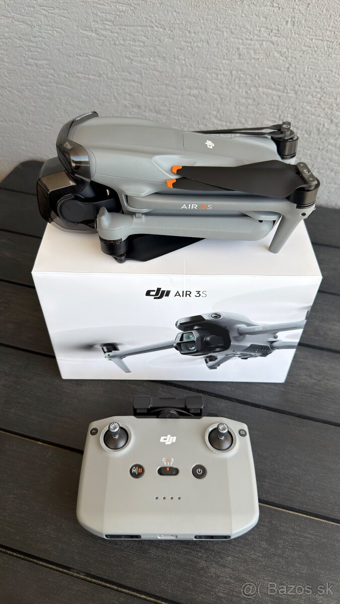 Predam dron dji air 3s - 2