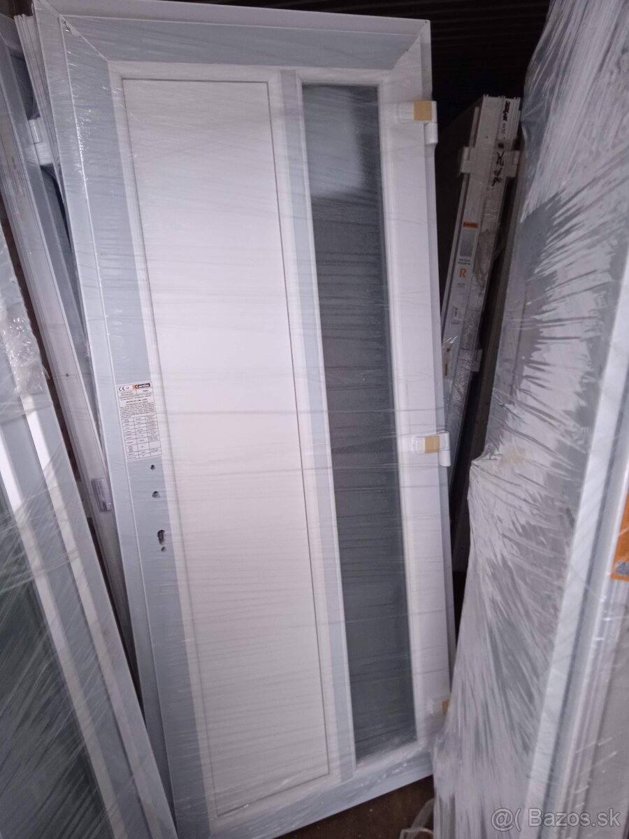 kvalitne pvc vchodove dvere - 2