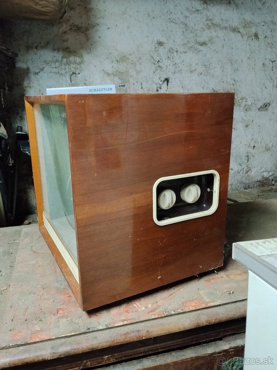 Predám retro televízor - 2