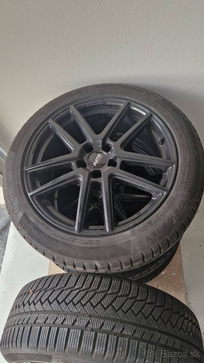 Zimna sada 235/50 r19 99V rok 2024 - 2