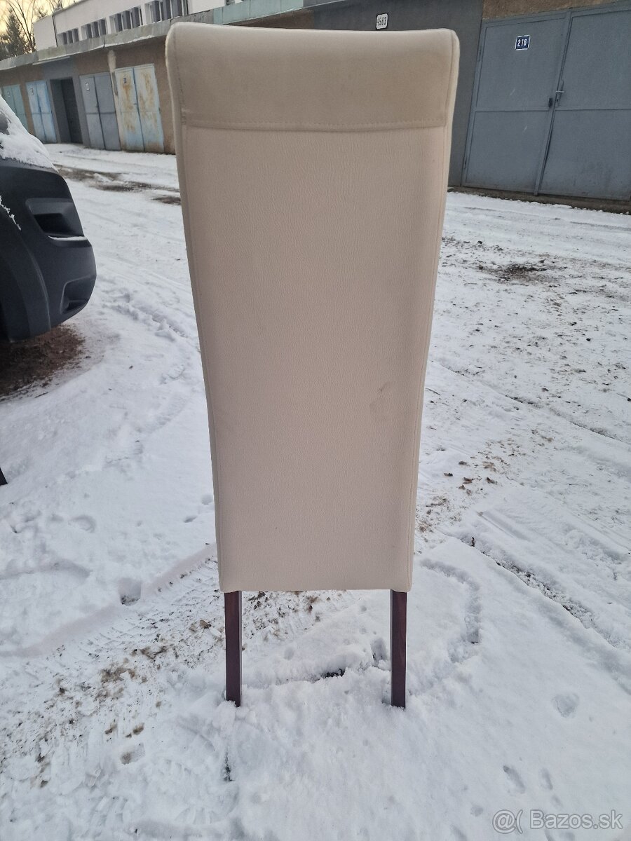 Stolička jedálenská - 2