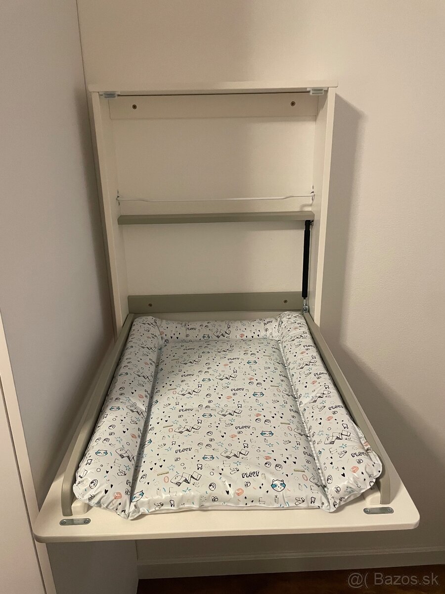 Sklápací prebaľovací pult BADABULLE - 2